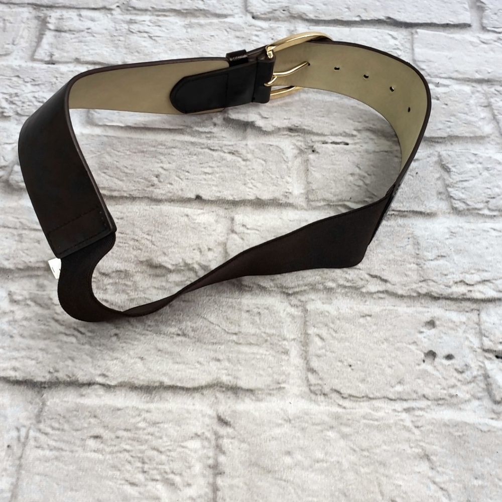 Brown Faux Leather V shaped Belt Gold Toned Buckle - Picture 5 of 6